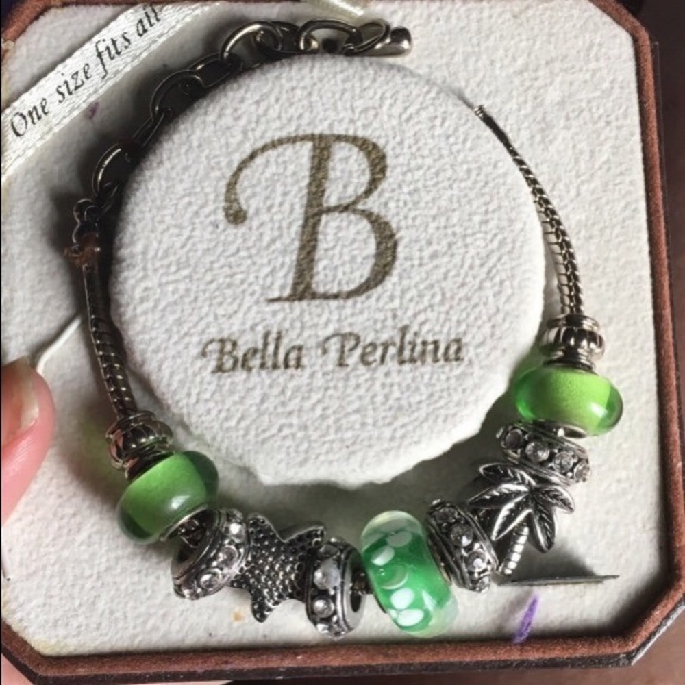 NIB Bella Perlina Charme Bracelet